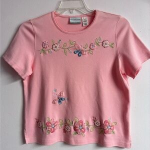 Women’s Casual Short Sleeve T Shirt/Top, PM, Light Pink, Embroidered Stitching